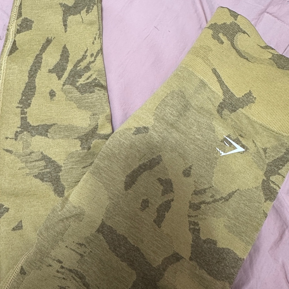 Gym Shark Leggings | M